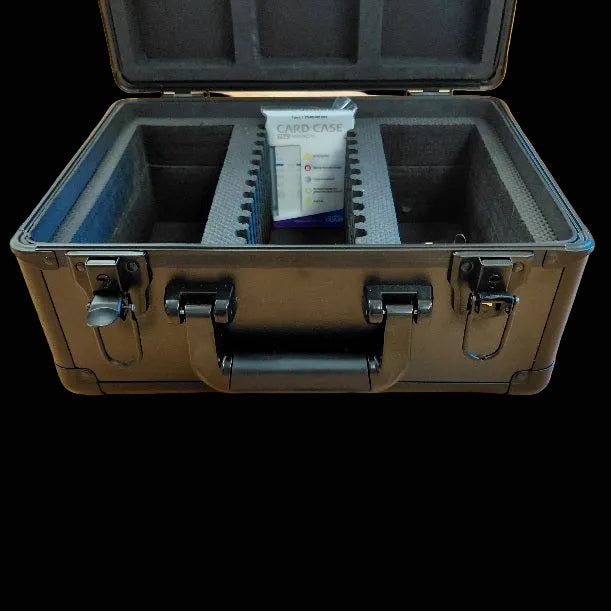Storage Box for Trading Cards with Glass Front - 3 Rows with Key